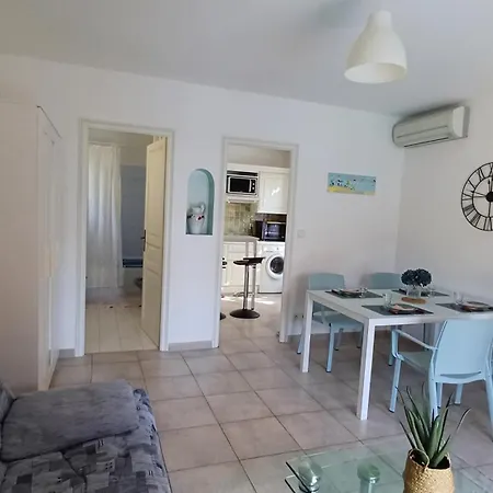 Dans A Valescure Lägenhet Saint-Raphaël